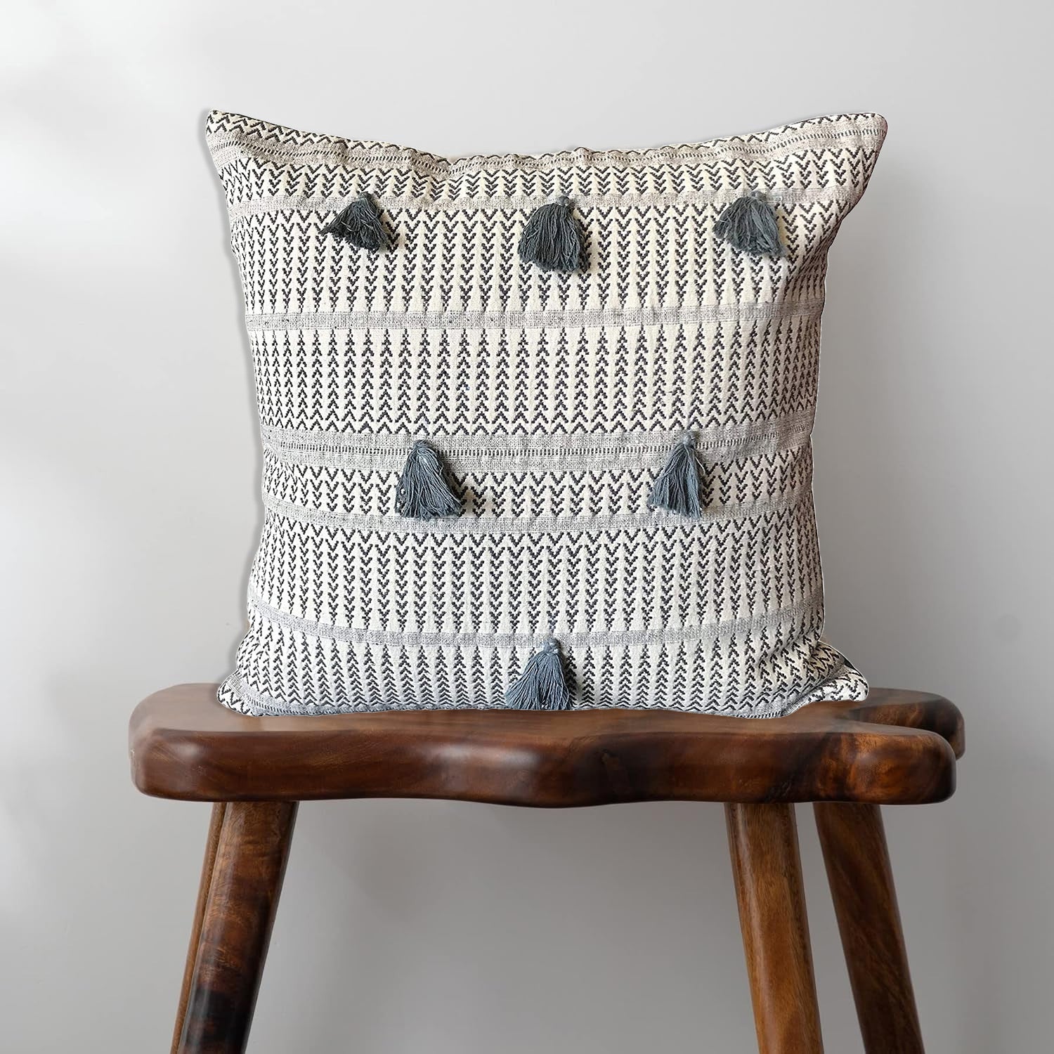 Throw Pillow Cover Tribal Boho Woven Pillowcase With Tassels Soft For Sofa Couch 18 Inch Blue Ivory